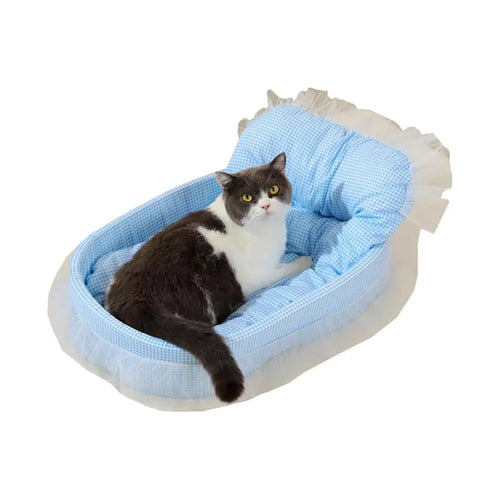 Belle Lounge – Luxury Ruffled Cat Bed